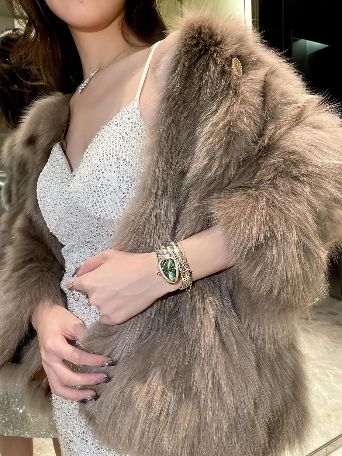 Classic Snake Shape Watch for Women Gold Silver Scaleable Bracelet Womens Watches Bling Diamonds Quartz Ladies Wristwatch