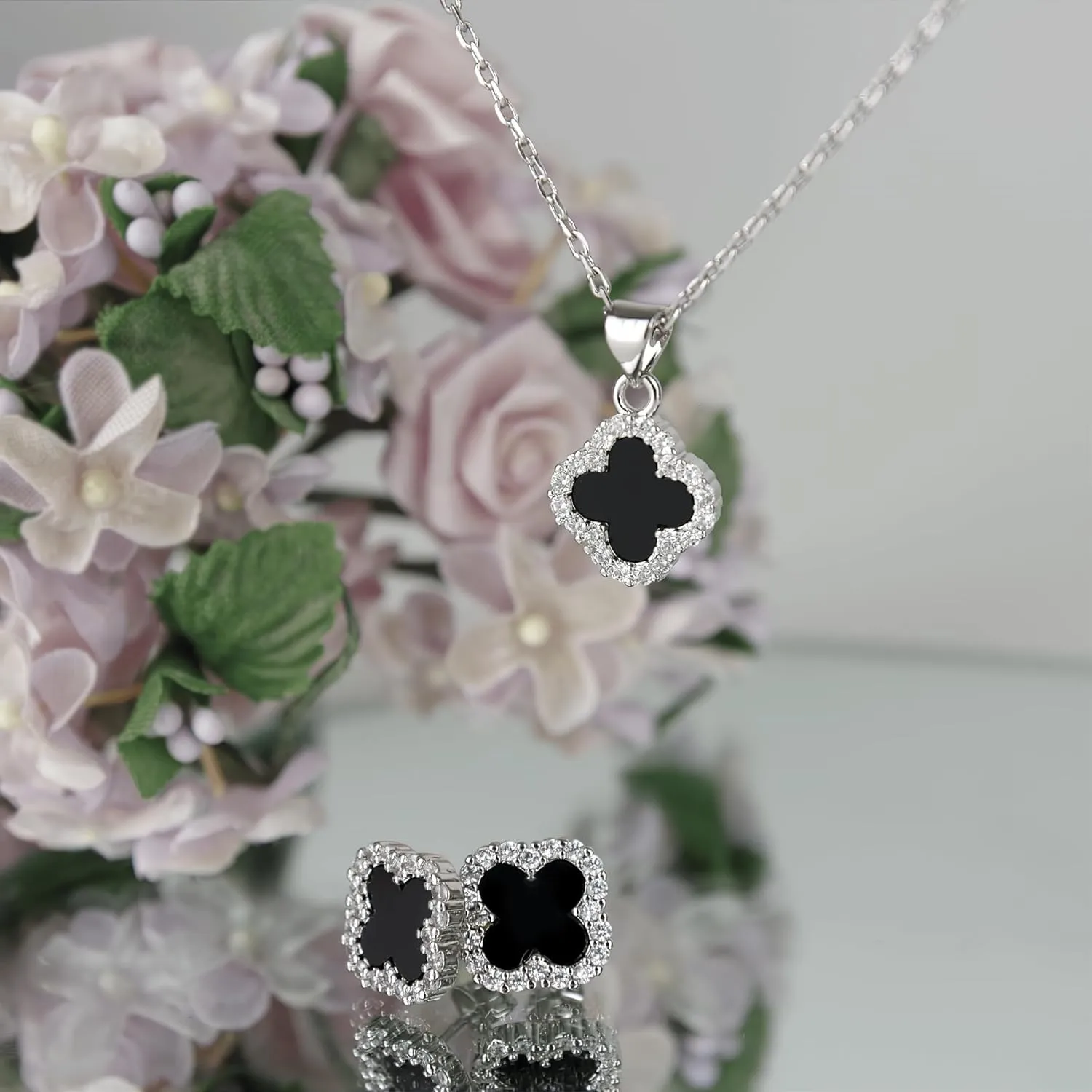 Four Leaf Crystal Clover Necklace Earring Set for Women 18K Gold Plated Stainless Steel Cubic Zirconia Pendant 4 Leaf Lucky Ear Studs Jewelry Gift for Mother and Daughter