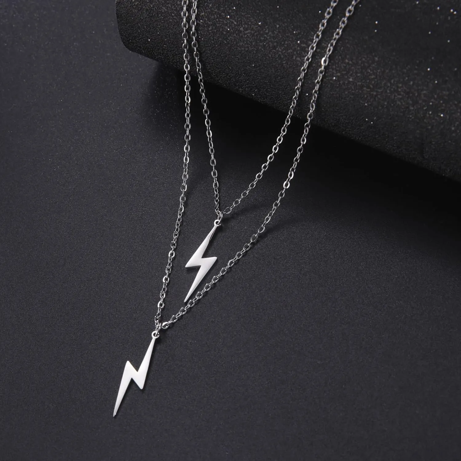 Lightning Bolt Necklace for Women Men Stainless Steel Simple Street Punk Lightning Bolt Pendant Necklace Jewelry Inspirational Gift for Unisex